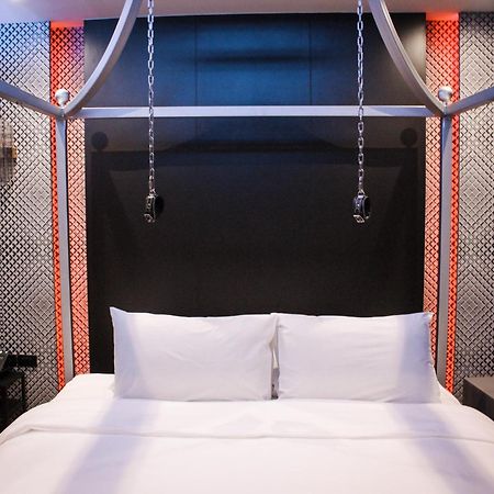 G Boutique Silom Hotel Bangkok Ngoại thất bức ảnh
