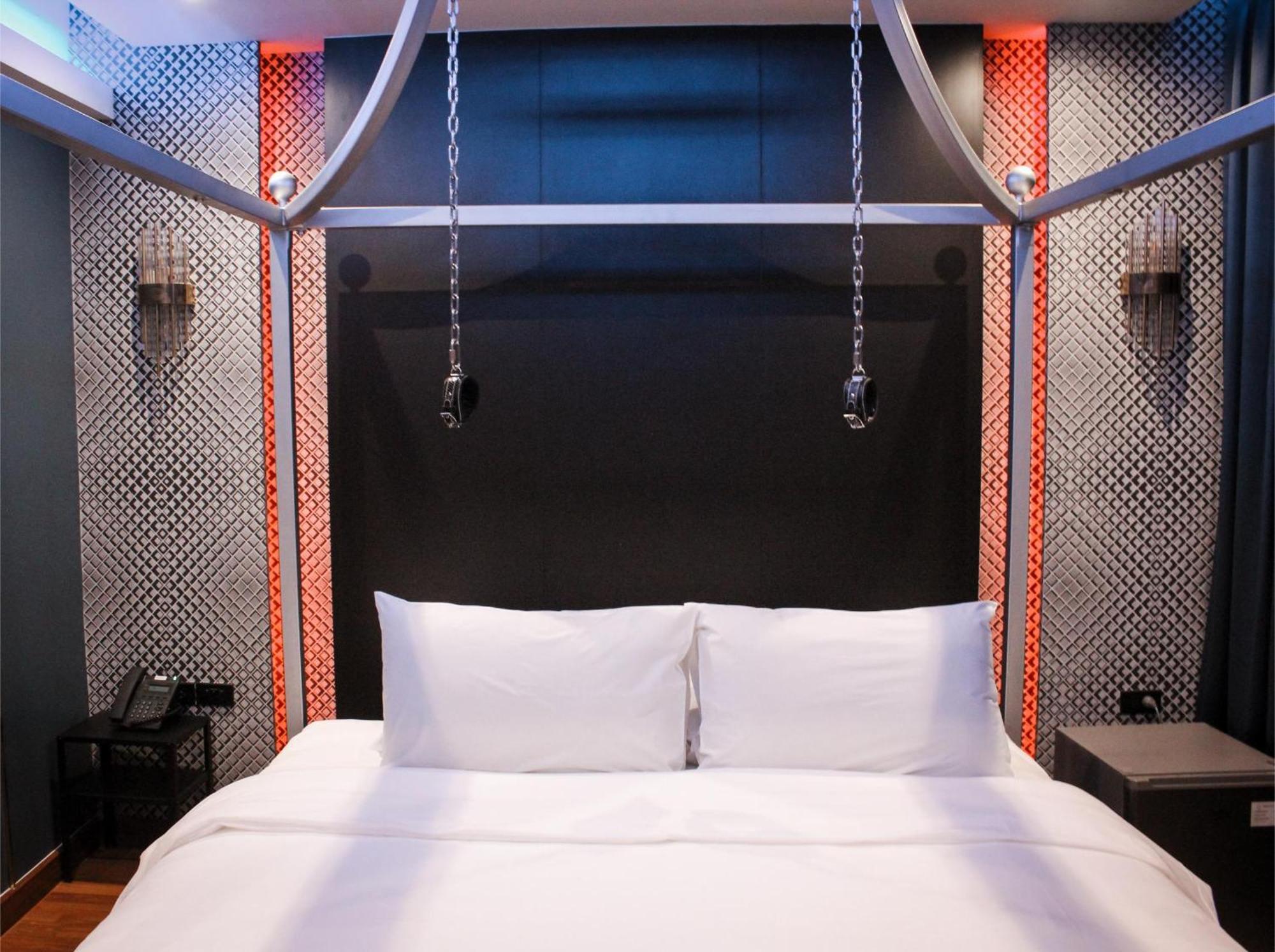 G Boutique Silom Hotel Bangkok Ngoại thất bức ảnh
