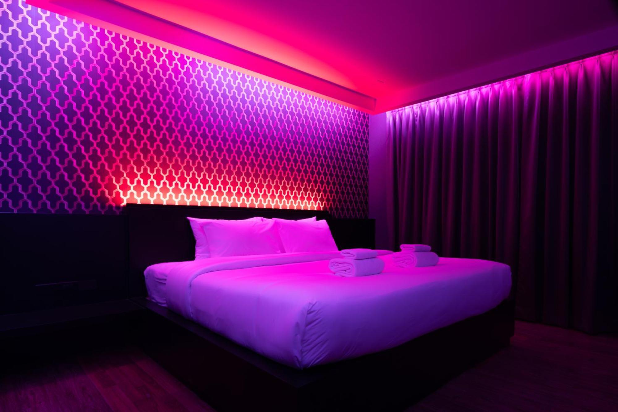 G Boutique Silom Hotel Bangkok Ngoại thất bức ảnh